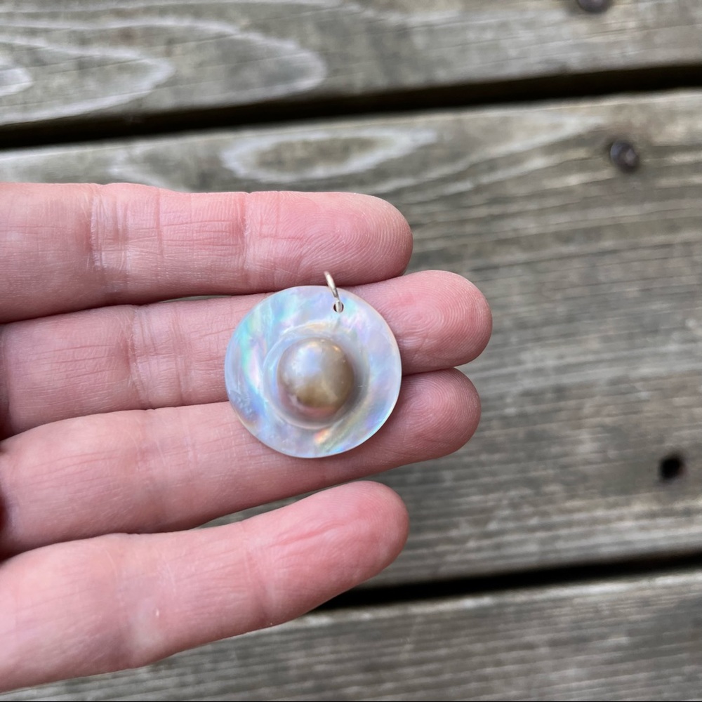 Mabe Blister Pearl Pendant